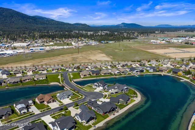 13806 N Treasure Island CT, Rathdrum, ID 83858