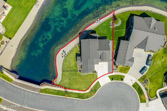 13806 N Treasure Island CT, Rathdrum, ID 83858