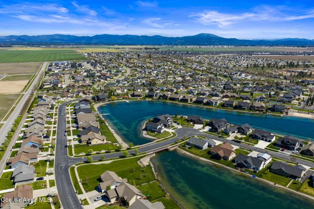 13806 N Treasure Island CT, Rathdrum, ID 83858