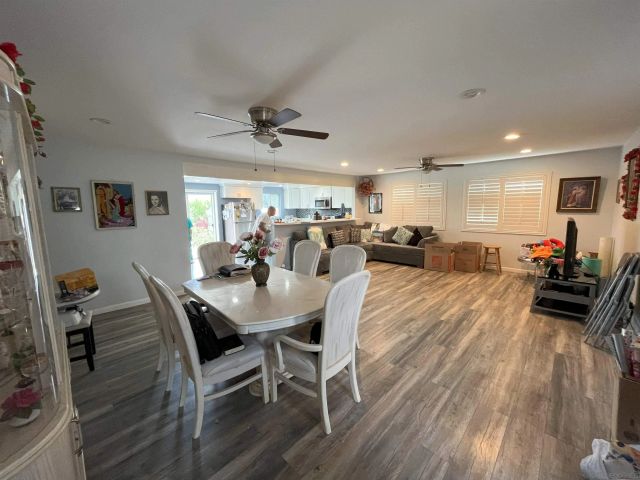 8447 Carlton Oaks Dr, Santee, CA 92071