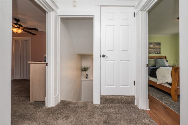 2716 Castlegate Ave, Brookline, PA 15226