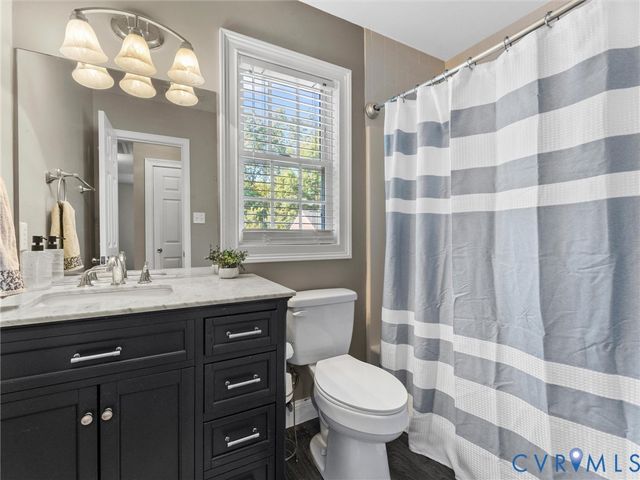 1713 Southcreek Dr, Chesterfield, VA 23834