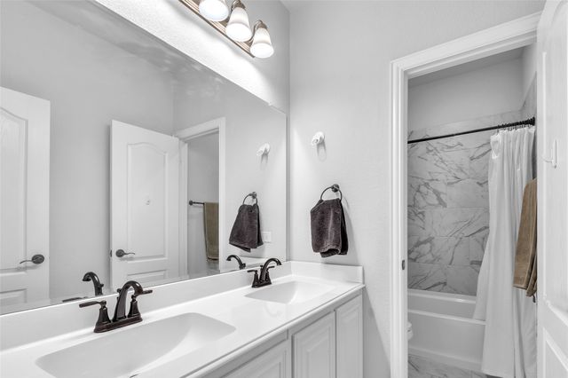 1411 Fishergate Drive, Forney, TX 75126