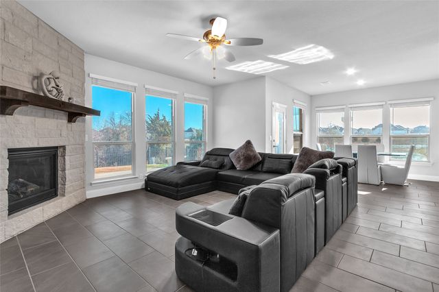 1411 Fishergate Drive, Forney, TX 75126