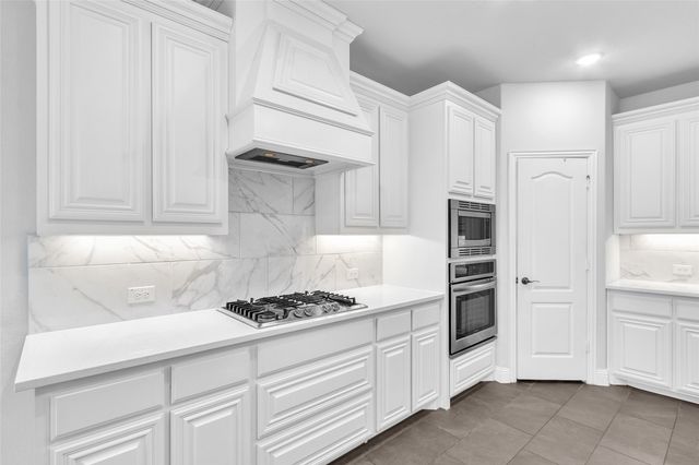 1411 Fishergate Drive, Forney, TX 75126