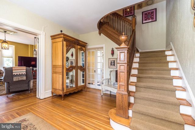 1633 GRASSHOPPER LN, Lower Gwynedd, PA 19002