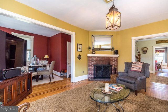 1633 GRASSHOPPER LN, Lower Gwynedd, PA 19002