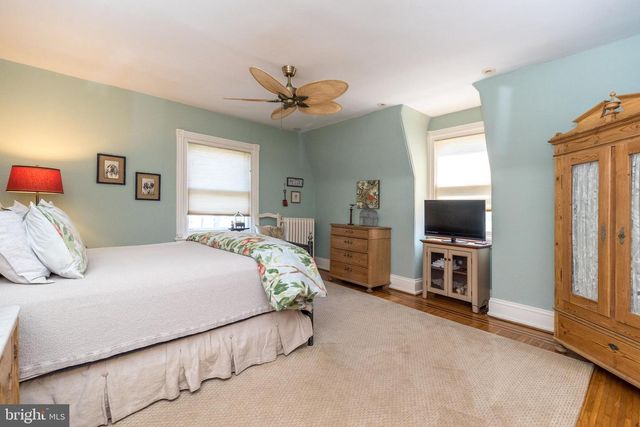 1633 GRASSHOPPER LN, Lower Gwynedd, PA 19002