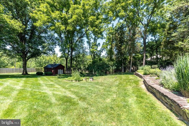 1633 GRASSHOPPER LN, Lower Gwynedd, PA 19002