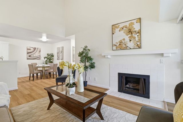 3685 Nutwood Terrace 313, Fremont, CA 94536