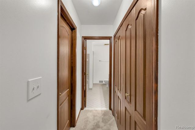 852 N Beech Daly Road, Dearborn Heights, MI 48127