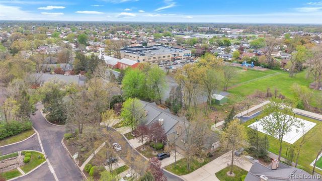 852 N Beech Daly Road, Dearborn Heights, MI 48127