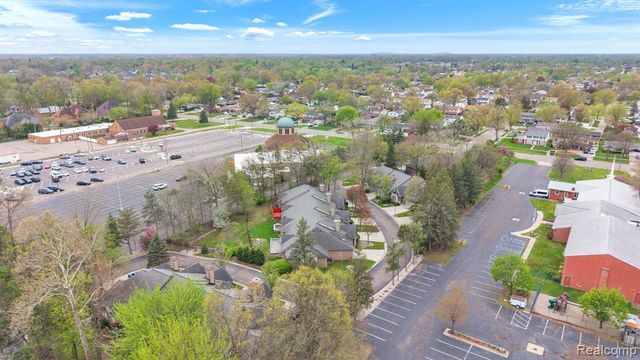 852 N Beech Daly Road, Dearborn Heights, MI 48127