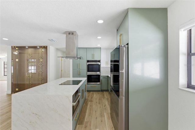 2309 PIN OAK LANE E, Clearwater, FL 33759