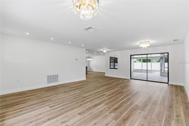 2309 PIN OAK LANE E, Clearwater, FL 33759