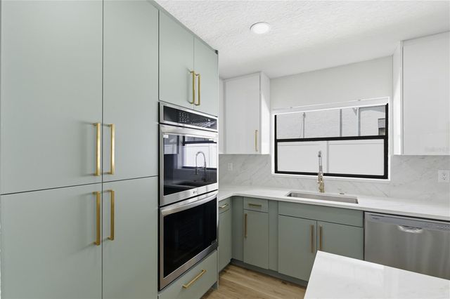 2309 PIN OAK LANE E, Clearwater, FL 33759