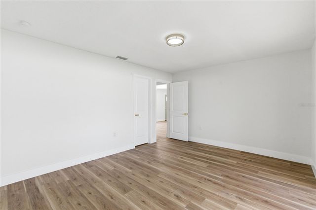 2309 PIN OAK LANE E, Clearwater, FL 33759