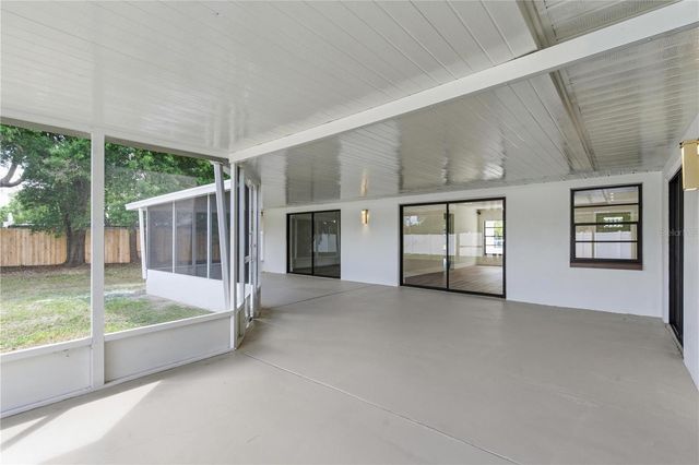 2309 PIN OAK LANE E, Clearwater, FL 33759