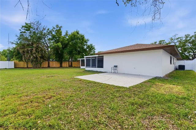2309 PIN OAK LANE E, Clearwater, FL 33759