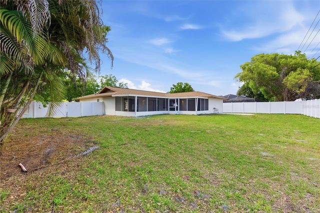 2309 PIN OAK LANE E, Clearwater, FL 33759