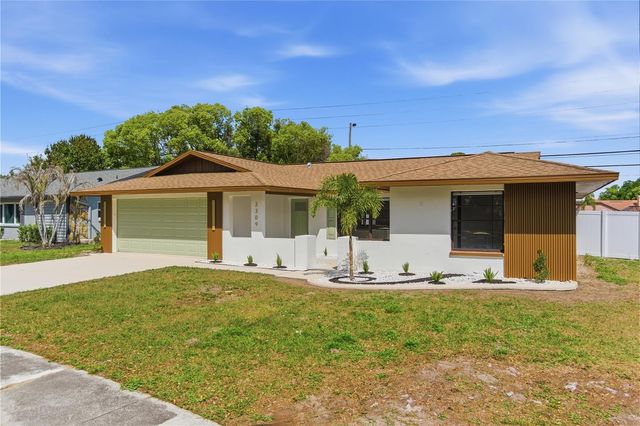 2309 PIN OAK LANE E, Clearwater, FL 33759