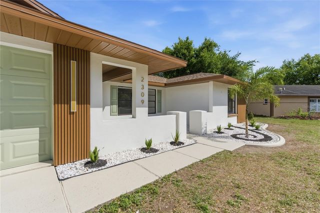 2309 PIN OAK LANE E, Clearwater, FL 33759