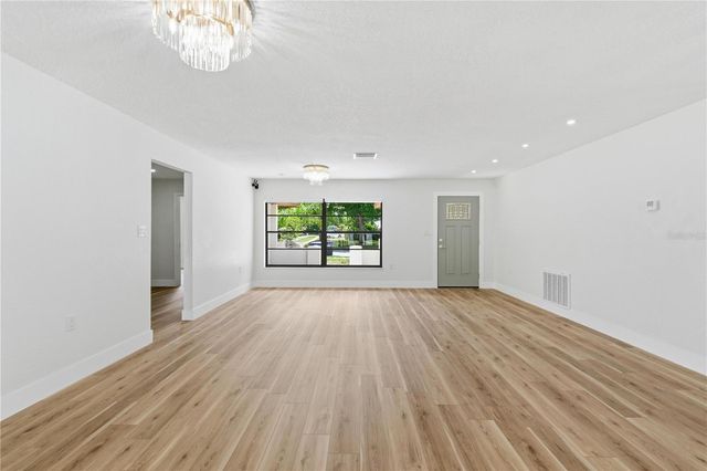 2309 PIN OAK LANE E, Clearwater, FL 33759