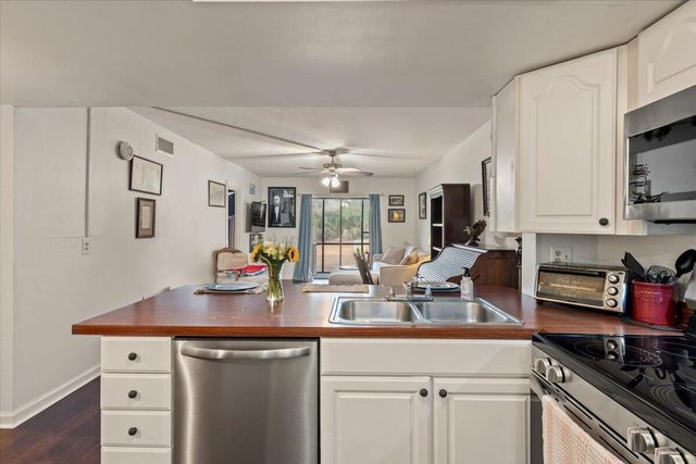 2901 Dove Haven Court 201-A, Charleston, SC 29414