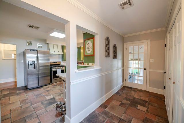 206 Coulon Rd, Thibodaux, LA 70301