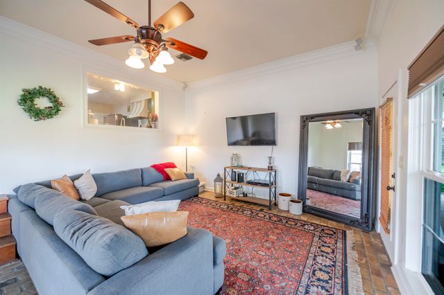 206 Coulon Rd, Thibodaux, LA 70301