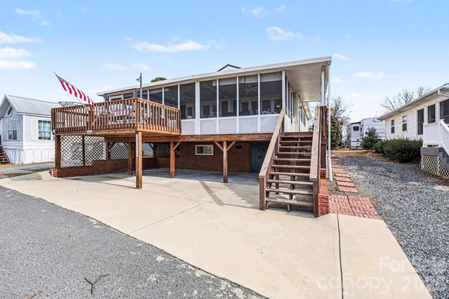 109 Scenic View Drive, New London, NC 28127