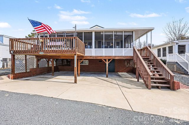 109 Scenic View Drive, New London, NC 28127