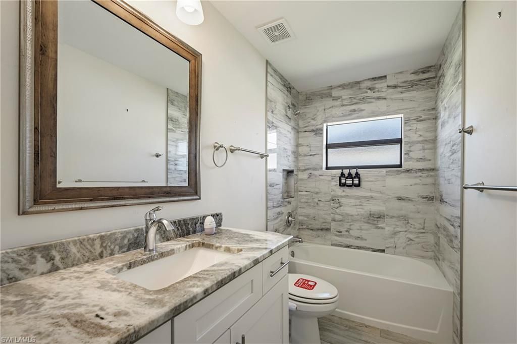 Image 12 of property listing at 2359 NW 38th AVE, Cape Coral, FL 33993