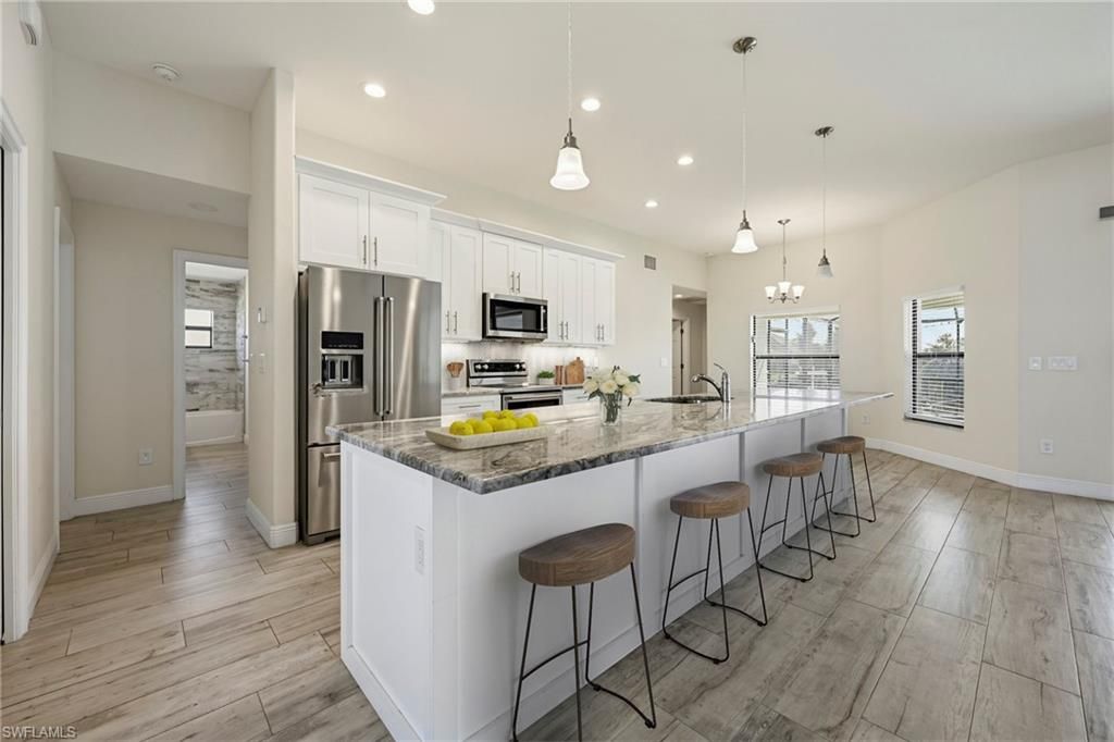 Image 7 of property listing at 2359 NW 38th AVE, Cape Coral, FL 33993