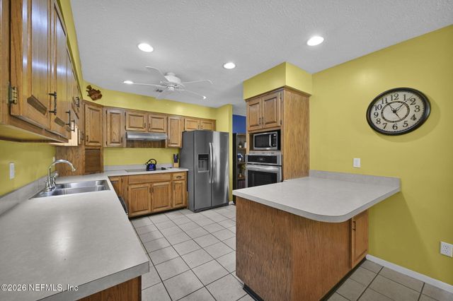 11342 HOLTON Lane, Jacksonville, FL 32219