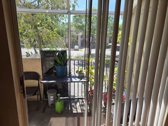 631 Cypress Lake Boulevard D17, Deerfield Beach, FL 33064