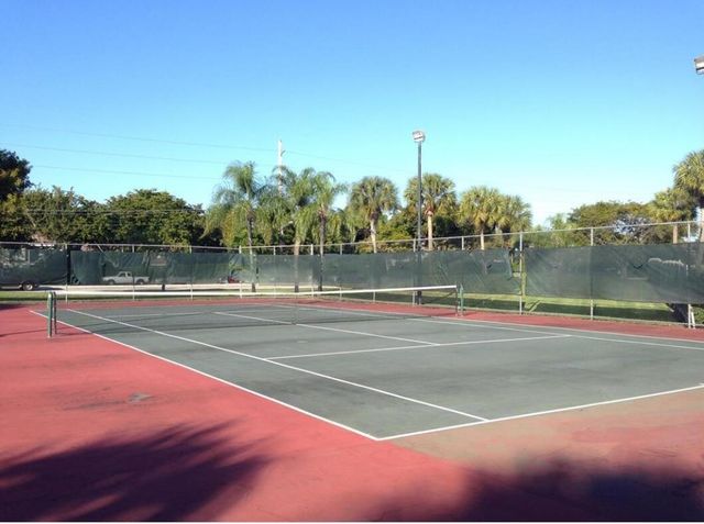 631 Cypress Lake Boulevard D17, Deerfield Beach, FL 33064