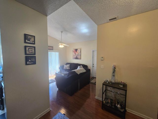 631 Cypress Lake Boulevard D17, Deerfield Beach, FL 33064