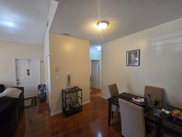 631 Cypress Lake Boulevard D17, Deerfield Beach, FL 33064
