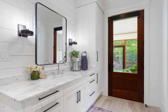 7610 Hazelhurst Circle, Apex, NC 27502