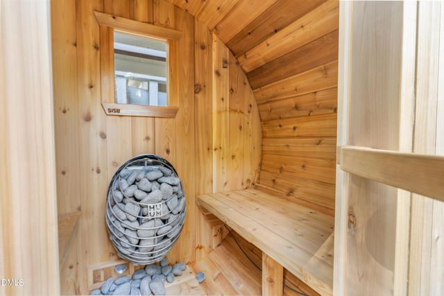 7610 Hazelhurst Circle, Apex, NC 27502