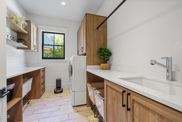 7610 Hazelhurst Circle, Apex, NC 27502