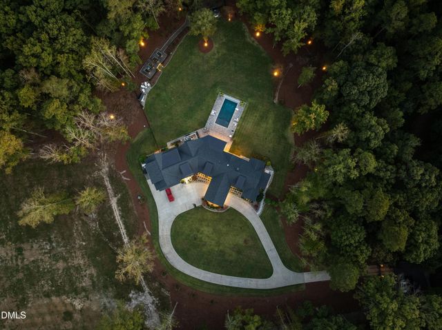 7610 Hazelhurst Circle, Apex, NC 27502