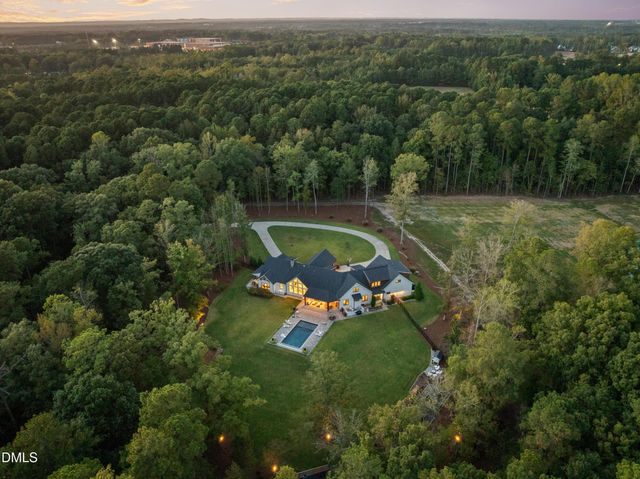 7610 Hazelhurst Circle, Apex, NC 27502