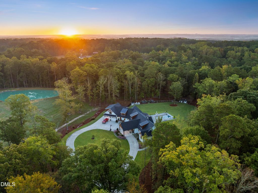 7610 Hazelhurst Circle, Apex, NC 27502