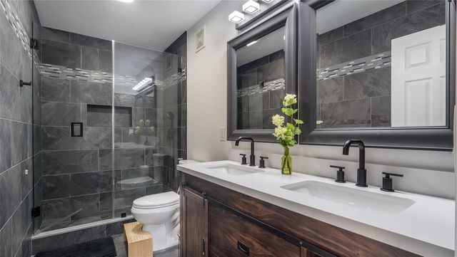 8532 W Southgate Shores Cir 8532, Tamarac, FL 33321