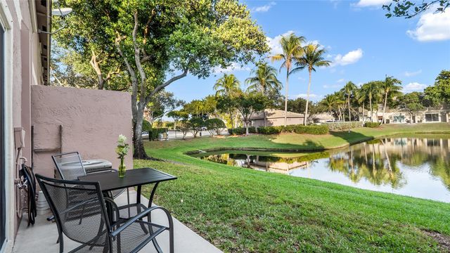 8532 W Southgate Shores Cir 8532, Tamarac, FL 33321
