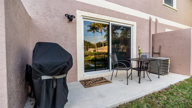 8532 W Southgate Shores Cir 8532, Tamarac, FL 33321