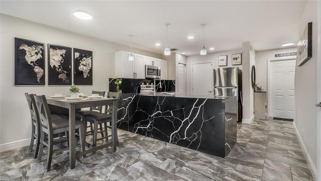 8532 W Southgate Shores Cir 8532, Tamarac, FL 33321