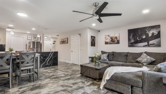 8532 W Southgate Shores Cir 8532, Tamarac, FL 33321